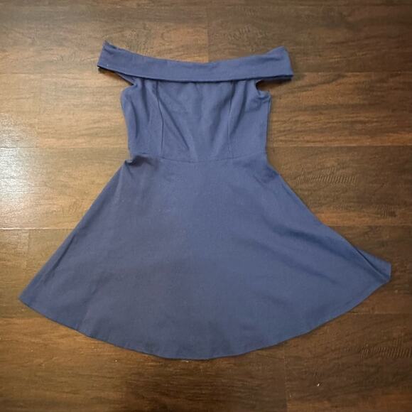 Lulu's Season of Fun blue off-the-shoulder fit & flair mini dress size M - Picture 6 of 13
